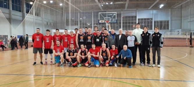 В Мурманске прошел традиционный рождественский турнир по баскетболу имени В.А. Блохина