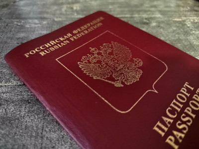 «Идет охота»: В МИД РФ серьезно предупредили россиян, которые собираются выезжать за границу