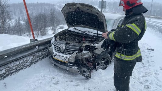 В аварии на восточно-объездной дороге в Мурманске пострадали два человека