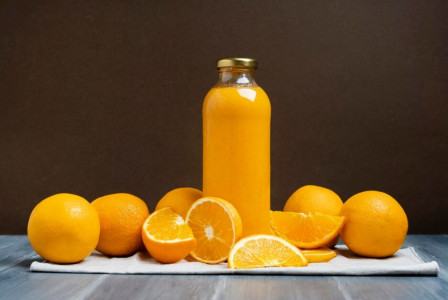 Сока будет много: хитрый лайфхак, как сделать апельсин более насыщенным — никаких специальных средств не нужно