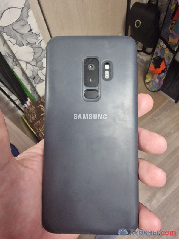Продам смартфон бу Samsung Galaxy S9+