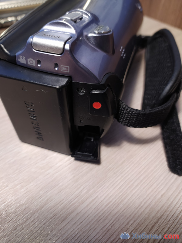 Видеокамера Samsung HMX-H200
