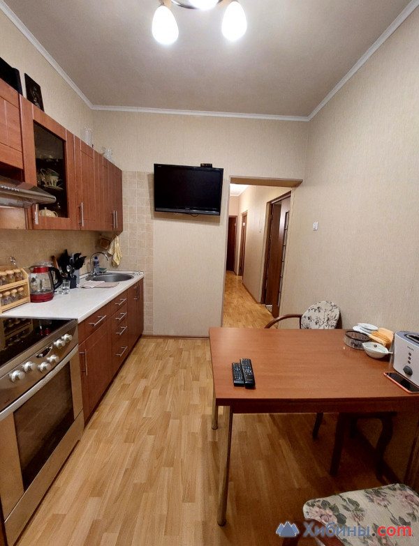 Продам 3-комнатную квартиру с лоджией