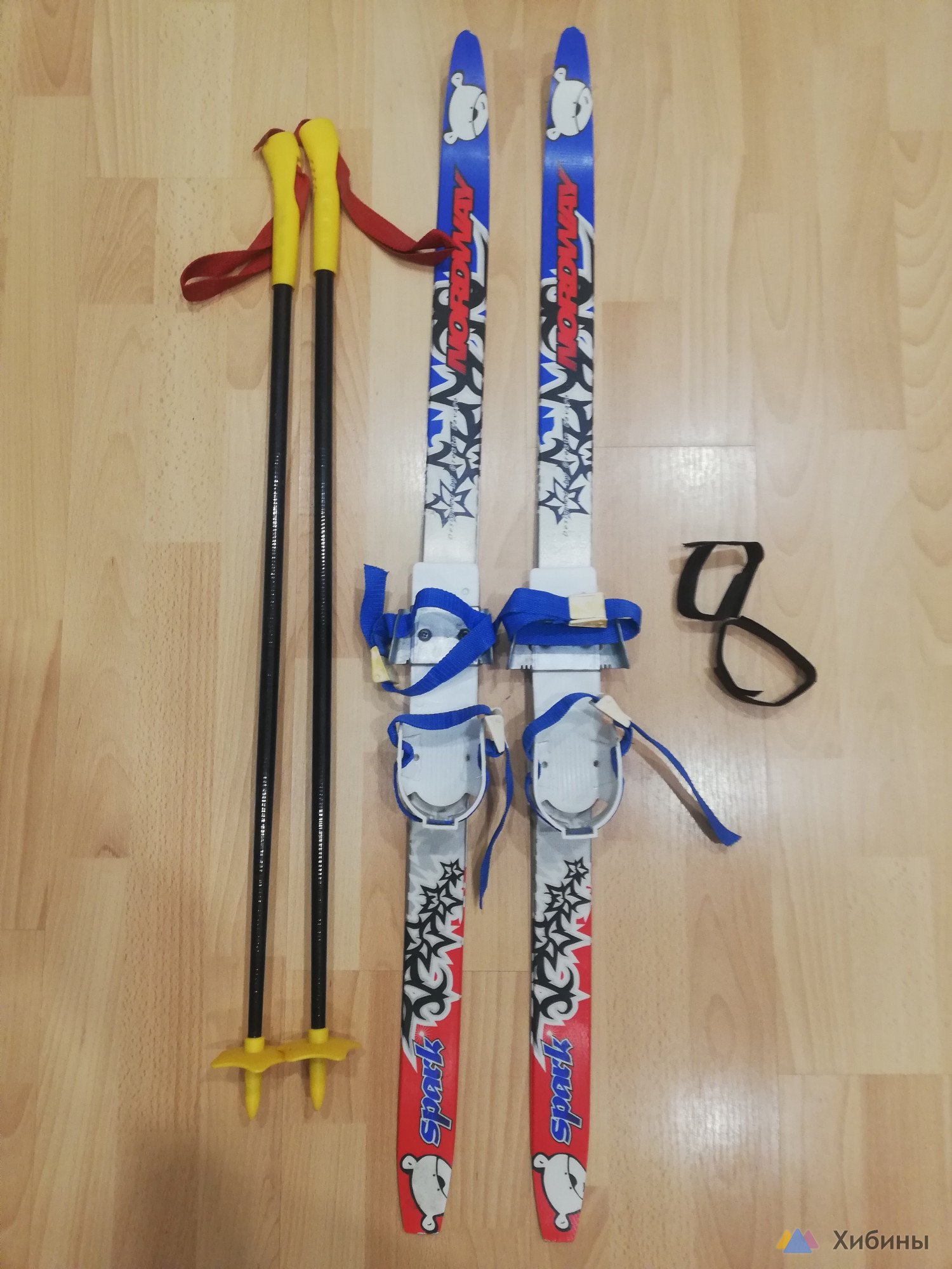 Лыжи и палки комплект