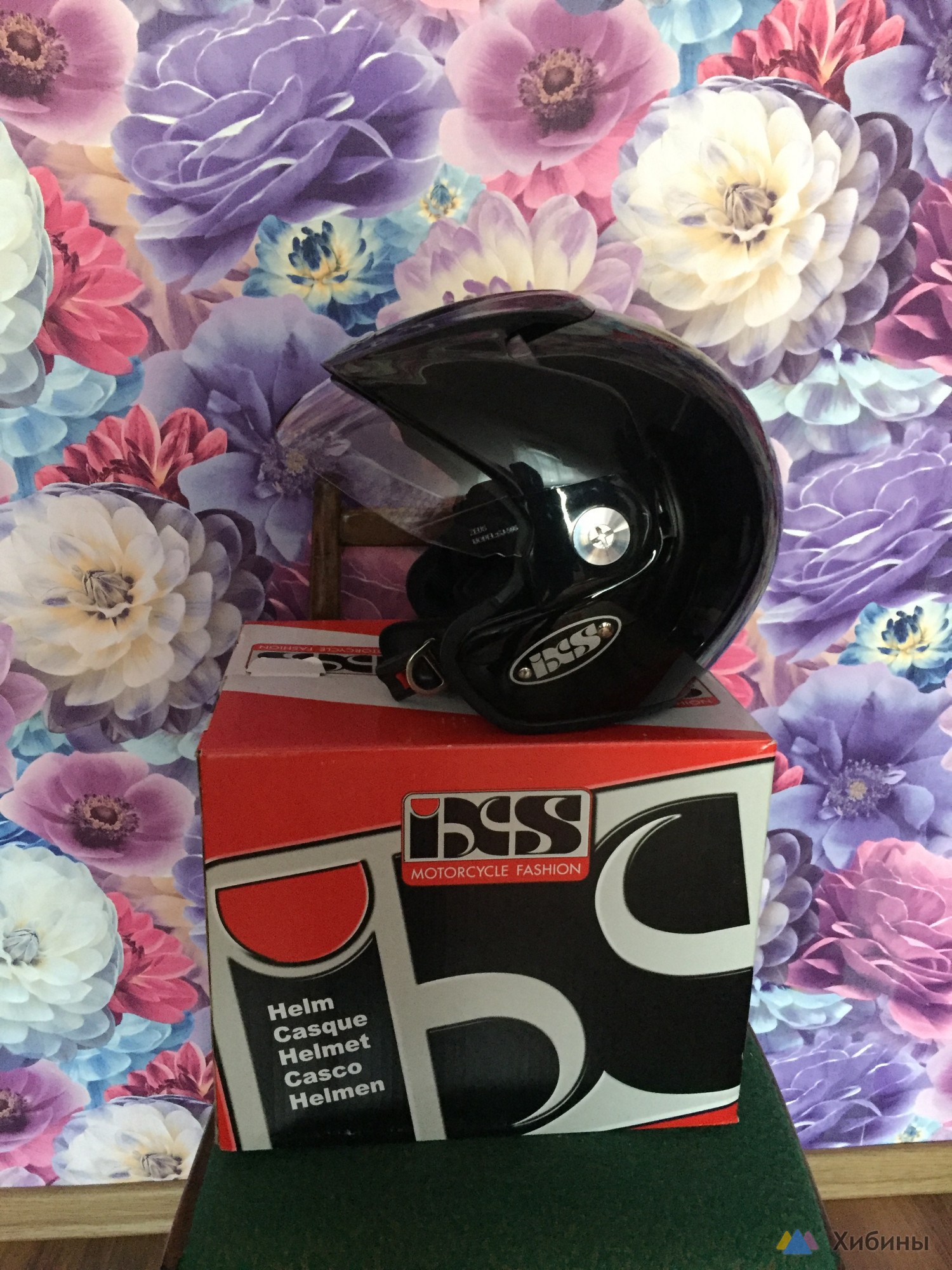 Продам открытый шлем со стеклом HX 114