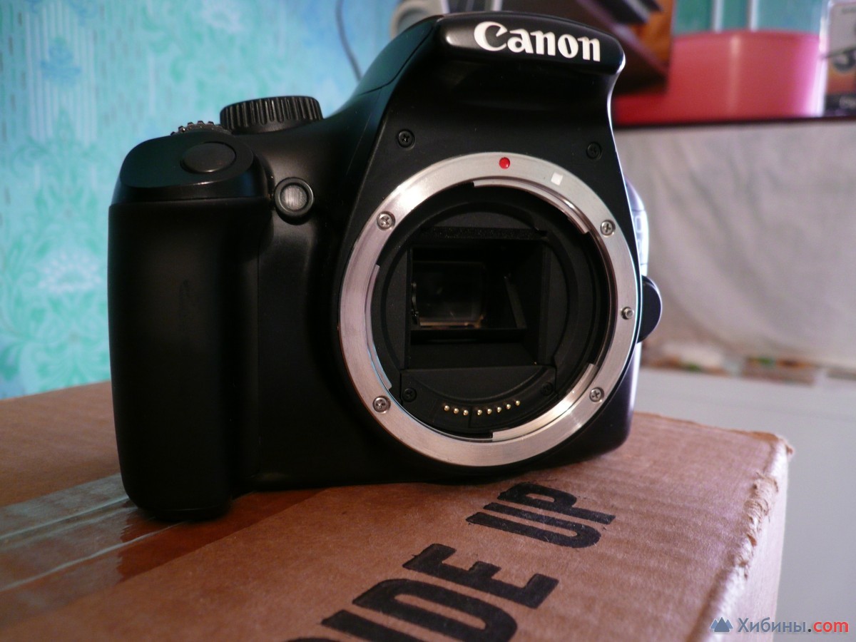 Тушку фотоаппарата Canon 1100D, без объектива