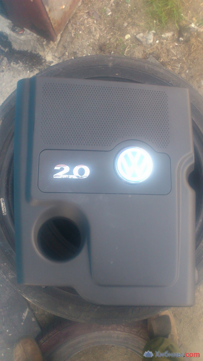 Декоративный кожух двигателя для VW Passat B5+ 2.0