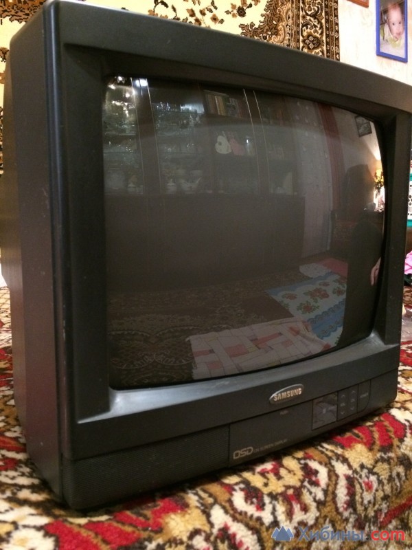 Телевизор Samsung 34 см