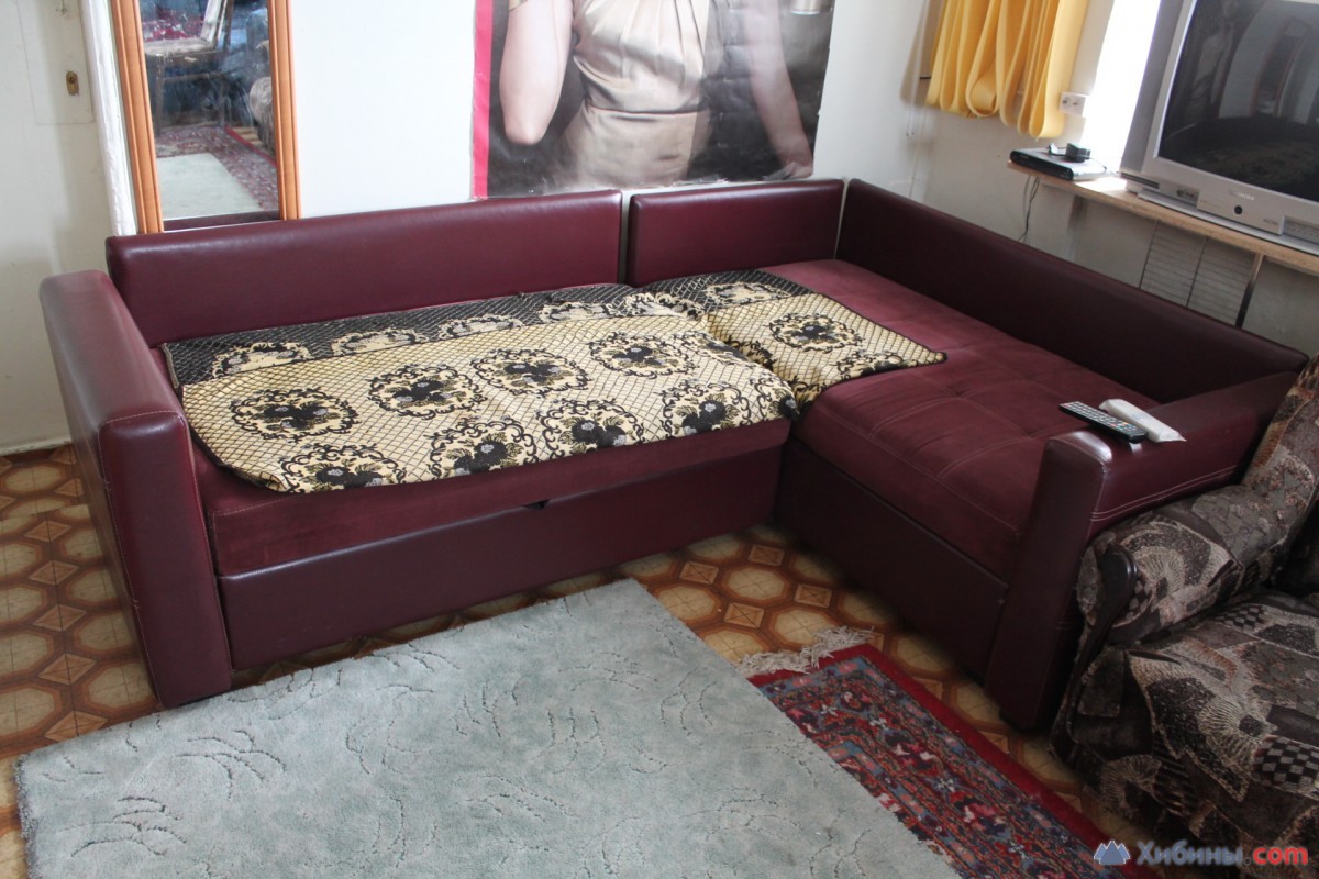 отличный угловой диван