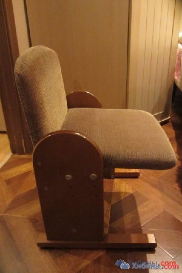 Продам детский стол со стульчиком для дошкольника