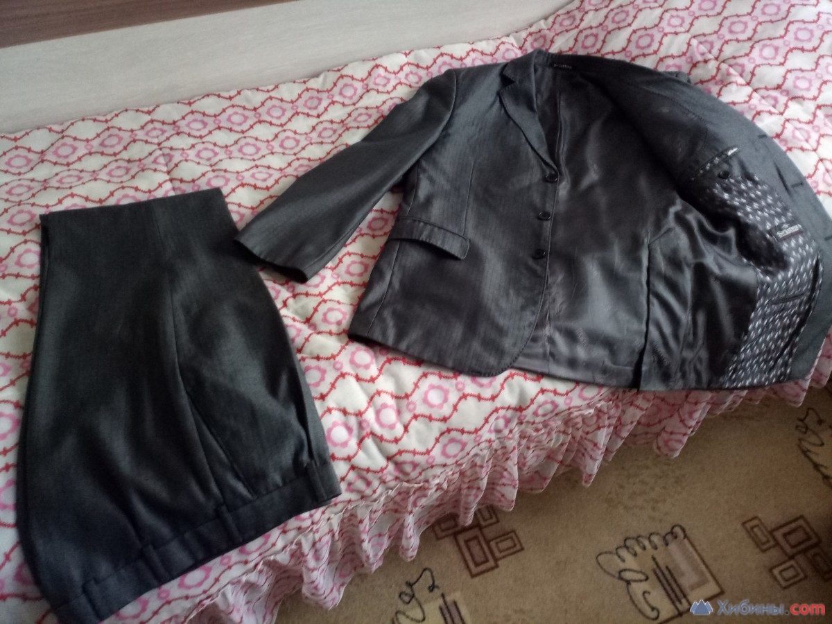 Костюм SVYATNYH (пиджак, брюки) классика тёмно-серый с отблеском