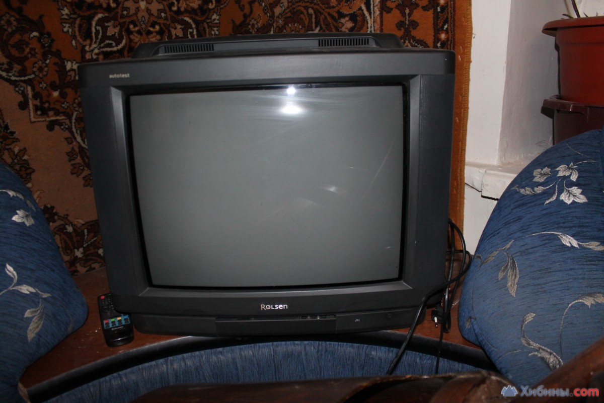 телевизор Ролсен 54 см с пультом