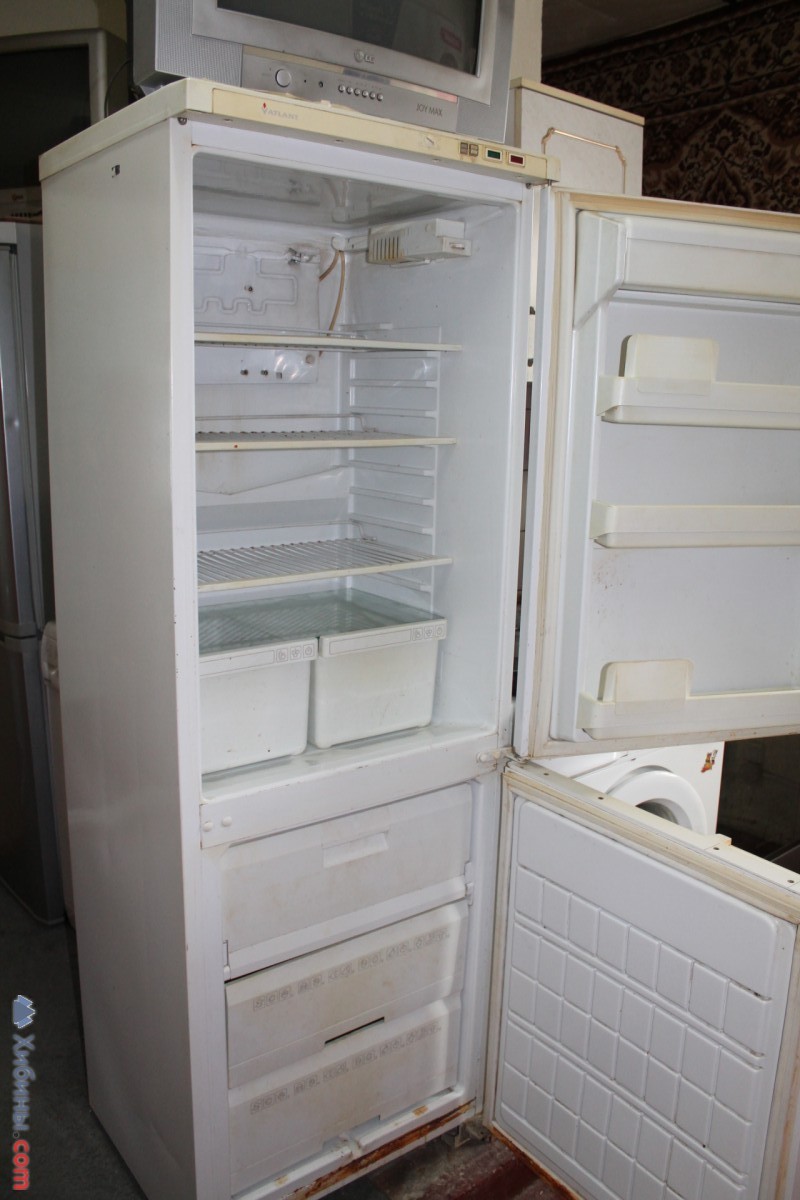 холодильник Атлант морозилка снизу на 3 полки 170*60*60