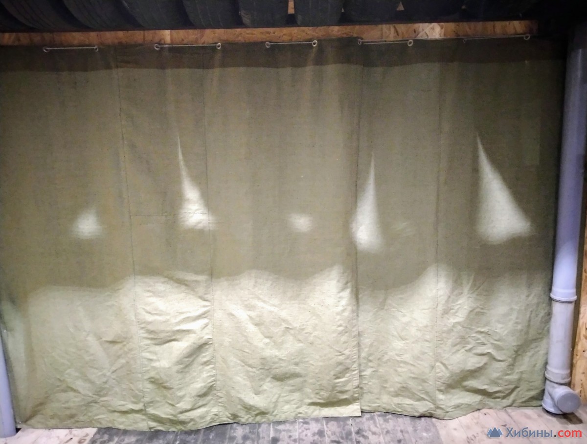 Брезентовые шторы для гаражных ворот