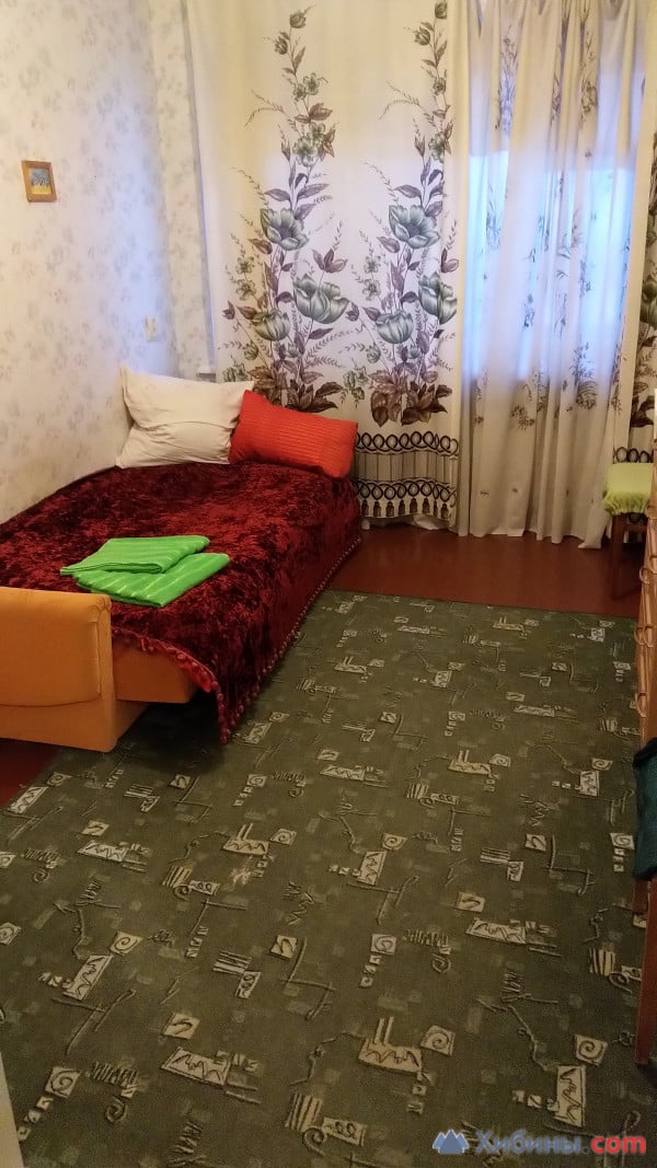 Сдам посуточно 2-комнатную квартиру в центре Кировска