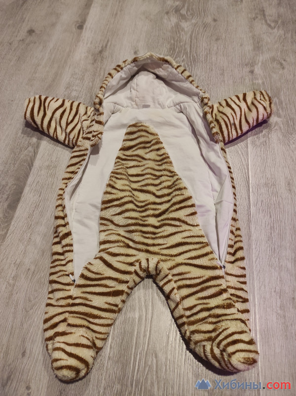 Плюшевый комбинезон тигр для малышей