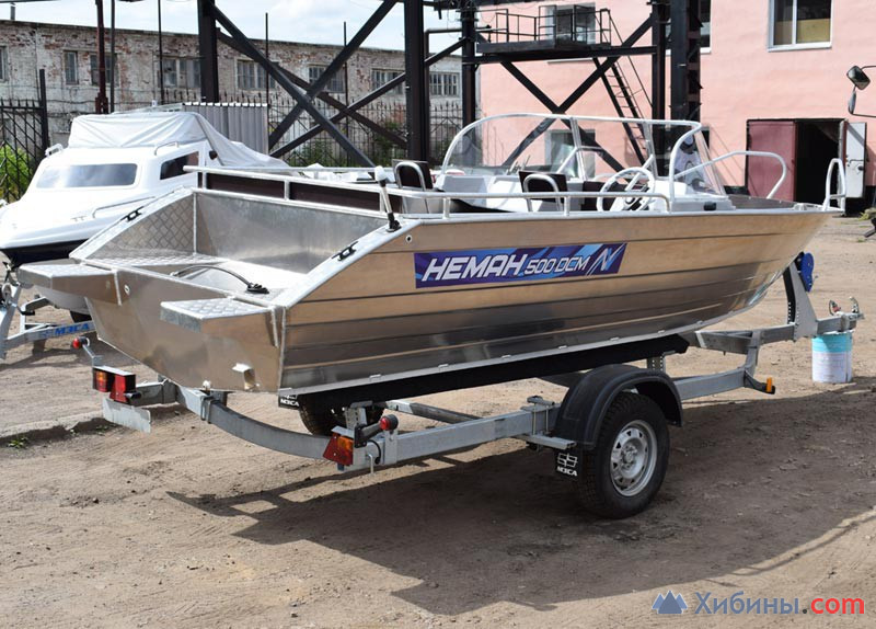 Купить лодку (катер) Неман-500 DCM