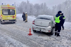 На дороге Снежногорск-Гаджиево в ДТП пострадали два человека