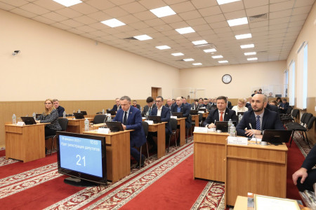Депутаты Мурманской облдумы провели первое заседание в этом году
