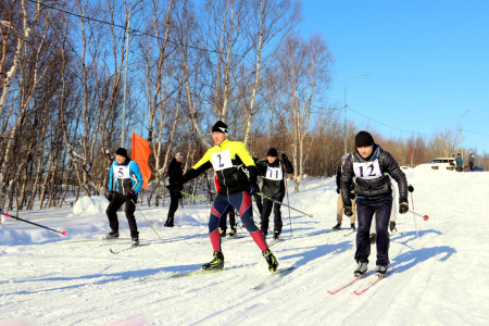 В Североморске пожарные соревновались в лыжных гонках