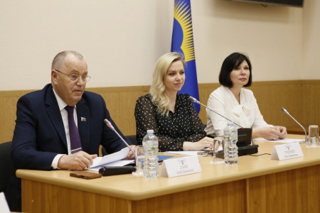 Молодежный парламент и Минобрнауки Мурманской области провели конференцию по развитию ученического самоуправления в регионе
