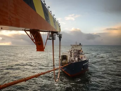 Два танкера с российской нефтью вышли в Китай из Мурманска