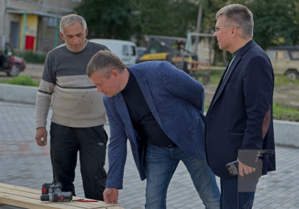 Глава администрации Мончегорска и генеральный директор «Мончегорскводоканала» посетили строящиеся объекты в городе