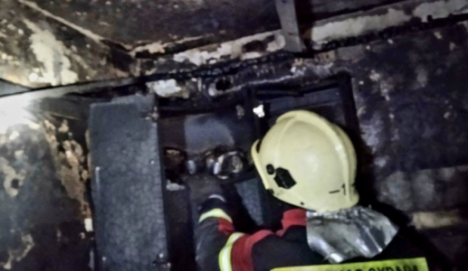 В Мурманске на пожаре в многоэтажке на Героев-североморцев спасли 6 человек