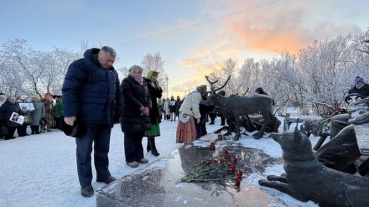 В Мурманске почтили память воинов оленетранспортных батальонов