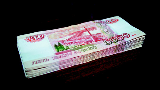 Мурманские предприниматели оштрафованы на полмиллиона за попытку дать взятку в размере 150 тысяч рублей