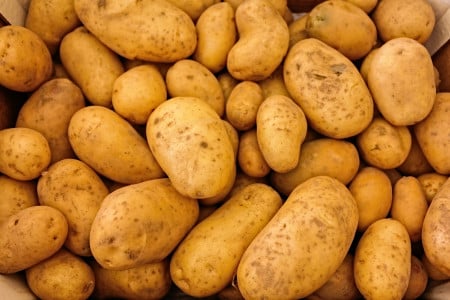 В Мурманской области подорожали картофель и репчатый лук