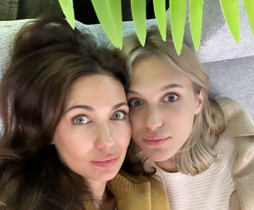 «Где кольцо?»: Актриса Климова запретила старшей дочери съезжаться с бойфрендом