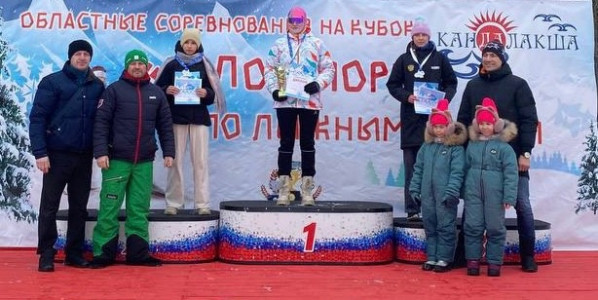 Апатитчане победили на областных соревнованиях по лыжным гонкам в Кандалакше