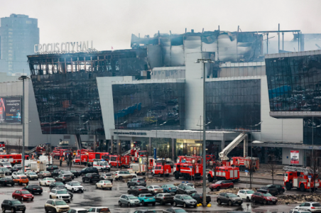 «Безбожно»: В Госдуме считают, что восстанавливать концертный зал на месте трагедии нельзя — «Крокус сити холл» должен изменить назначение