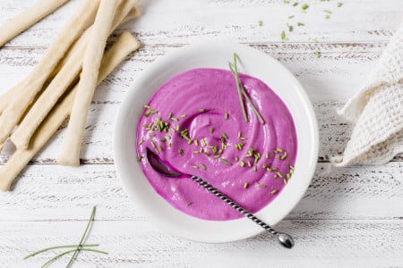 Вкусная альтернатива красному борщу: готовим фиолетовый крем-суп