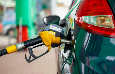 Ажиотаж на рынке: правительство РФ ищет новые способы сдержать цены на бензин и дизтопливо