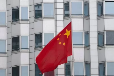 К «товарищам» все больше вопросов: Банки Китая стали блокировать оплату от компаний из России за ноутбуки и серверы