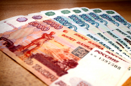 В России решили на уровне государства регулировать зарплату: что будет с получками россиян