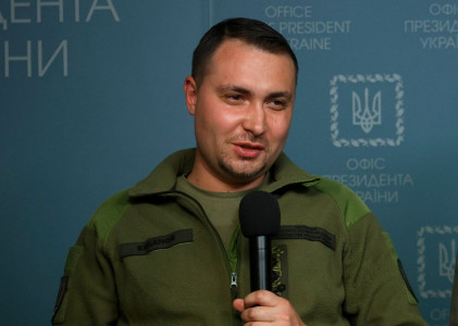 «В наших мечтах»: стесняющийся и смущенный Буданов* признался, что руководство Украины очень хочет устроить парад победы в Москве