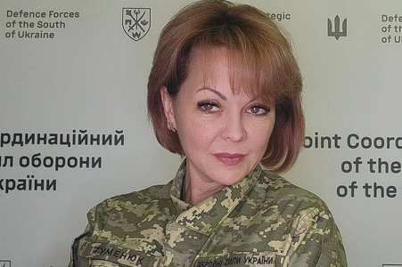 Генштаб ВСУ снял с должности главу пресс-центра группировки войск «Юг» Наталью Гуменюк — кому помешала «гарна дивчина»