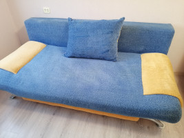 Объявление Продам диван с креслом