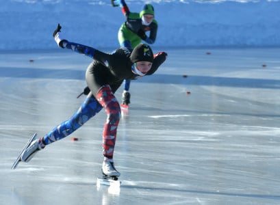 В Оленегорске прошли всероссийские соревнования по конькобежному спорту в рамках Праздника Севера — 2024