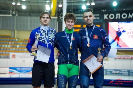Оленегорец победил в финале Кубка России по конькобежному спорту в Коломне