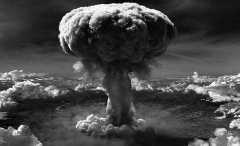 «Кто ударил по Хиросиме и Нагасаки?»: Дипломат США попыталась обвинить РФ в разжигании ядерной войны — сослалась на Японию